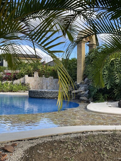 EL Retiro Luxury Villa - Costa Rica Casa de Lujo Tipo Colonial - Comodidad 100%