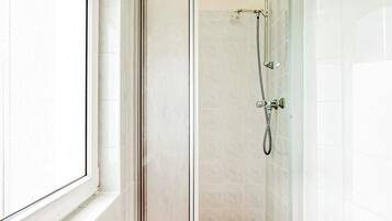 Dusche, Haartrockner