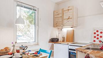 Kühlschrank, Ofen, Herdplatte