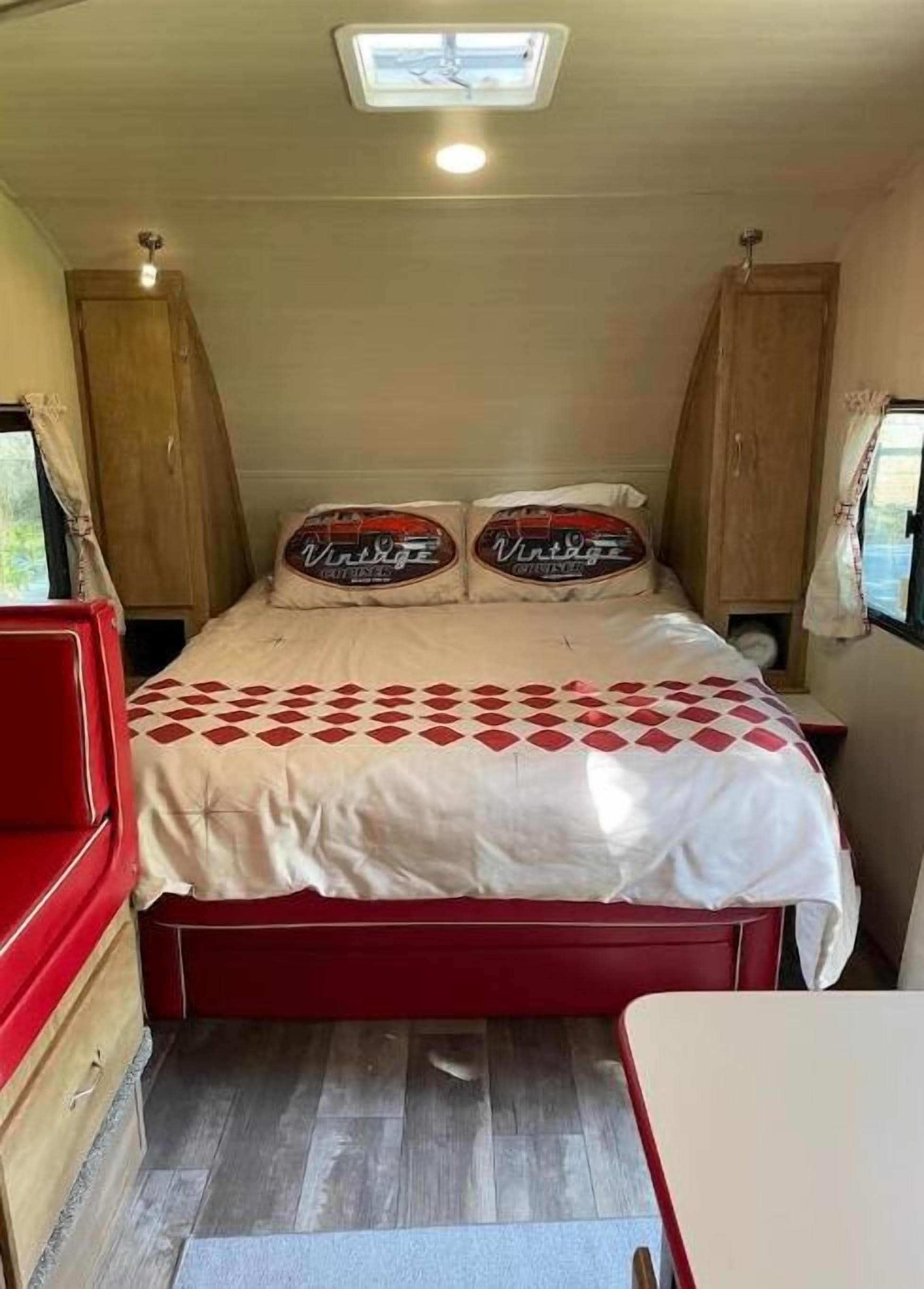 2 bedrooms, free WiFi