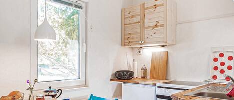 Kühlschrank, Ofen, Herdplatte