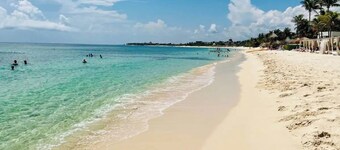 Akumal Skies Prv Jacuzzi W Sea Views Walk To Beach