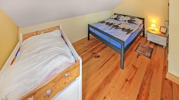 3 Schlafzimmer, Reisekinderbett, kostenloses WLAN
