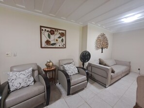 Comfort Apartment | Living area