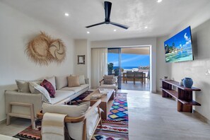 Smart TV, mesa de pingue-pongue