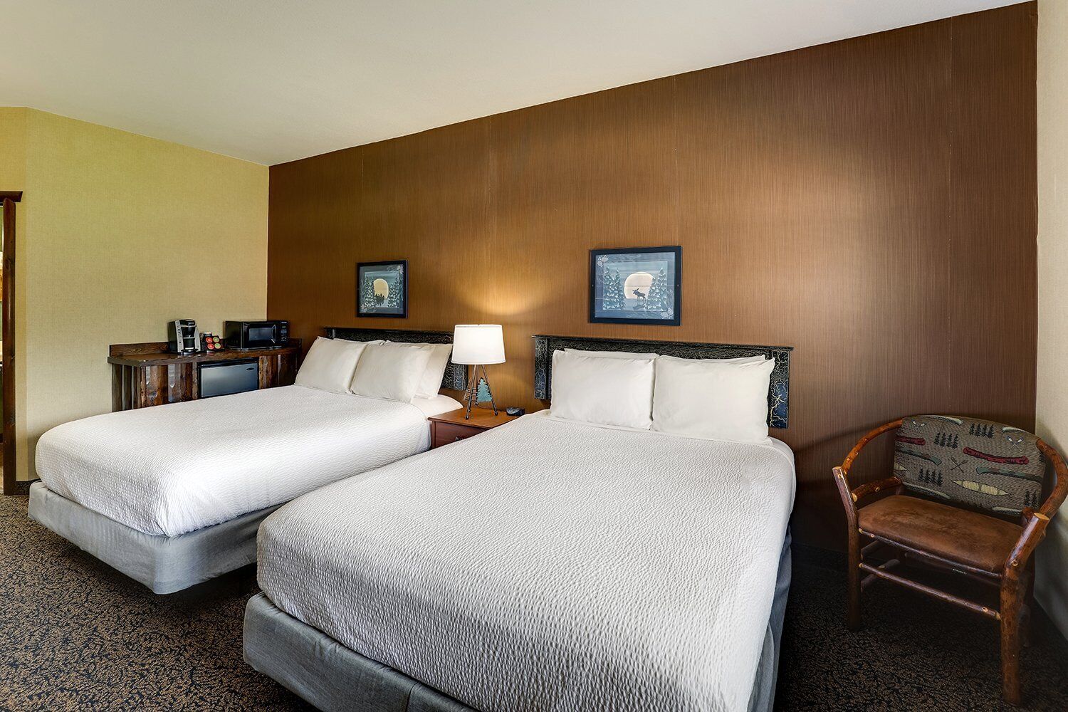 Deluxe 2 Double! Indoor/Outdoor Pool, Stoney Creek Columbia | 4 Units