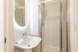 Shower, bidet - Glam Flat design bilo in Prada area, new with box (Milan)