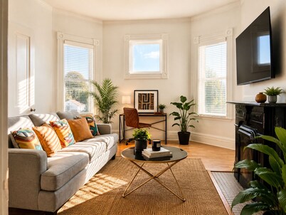 Spacious Downtown Retreat by Beale Street & FedEx Forum+Parking
