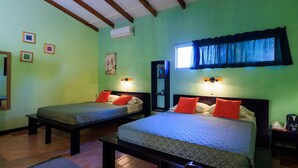 Standard Double Room | Free WiFi, bed sheets - Hotel La Casa de las Flores Cahuita (Cahuita)