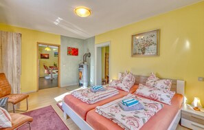 1 soverom, reiseseng for barn, wi-fi (inkludert) og sengetøy