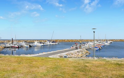 2 bedroom amazing home in Gärsnäs