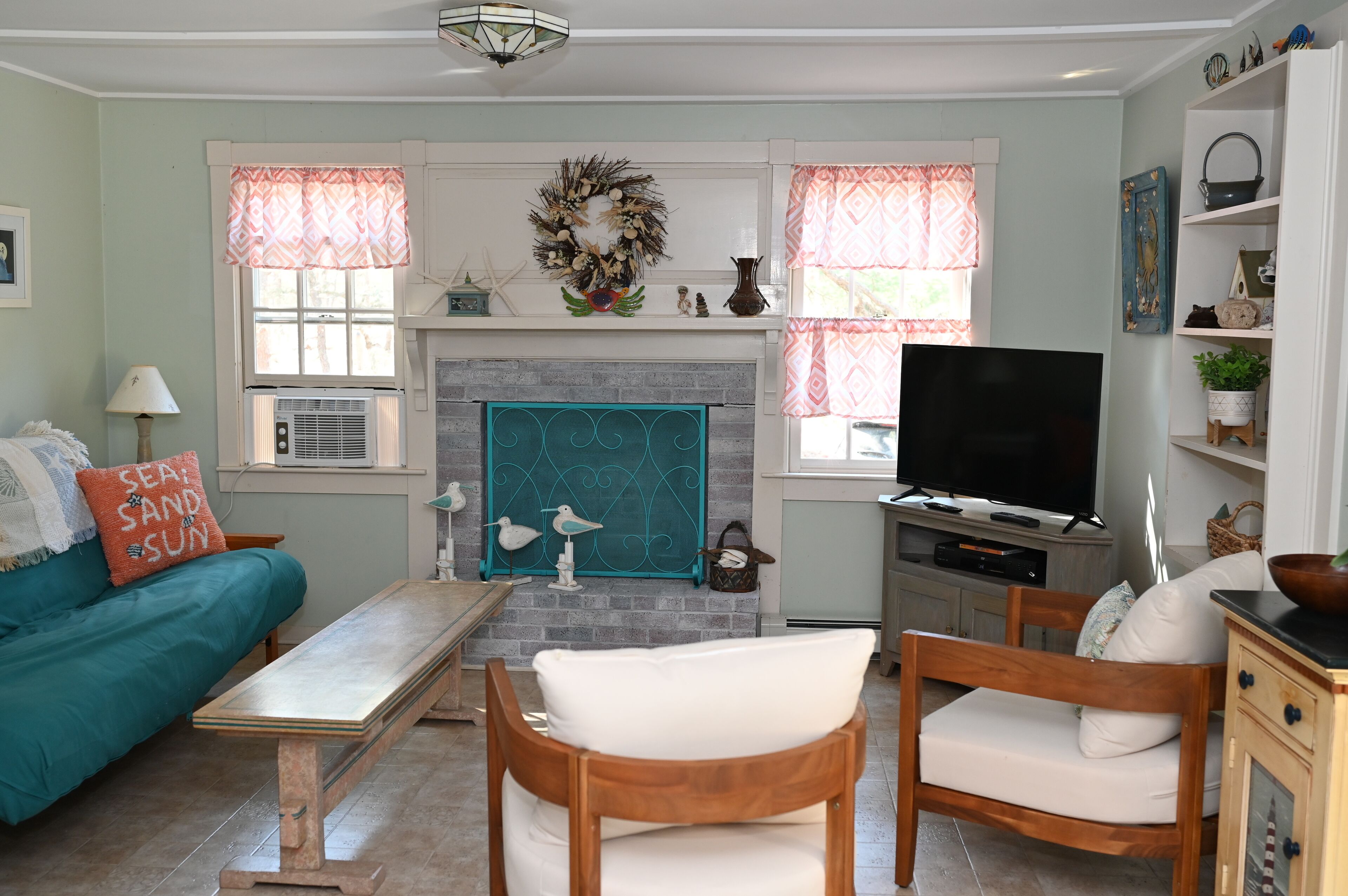 Smart TV, DVD player