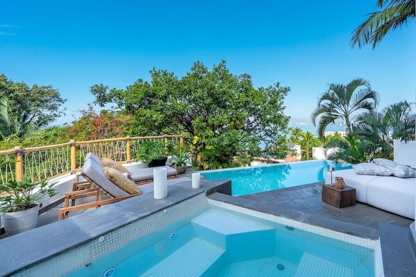 行政別墅 | 露台/庭院