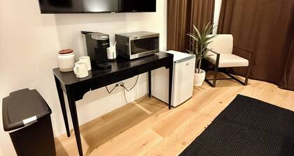 Luxurious King Suite in Gilbert. Kids are Welcome!