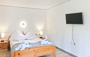 1 bedroom, travel crib, free WiFi, bed sheets