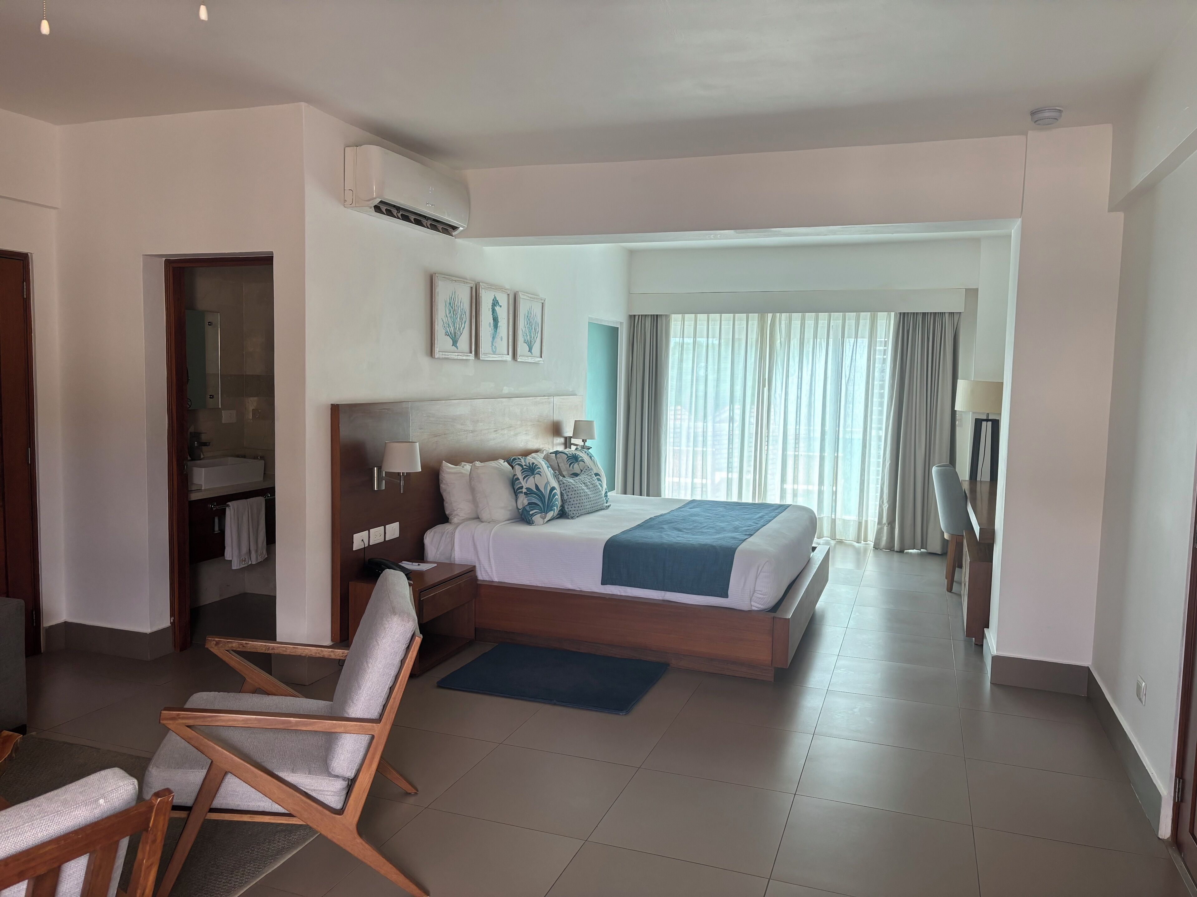 1 chambre, bureau, Wi-Fi, draps fournis