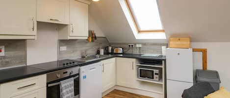 Fridge, microwave, oven, dishwasher