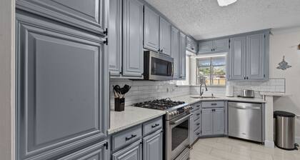 Keller's Charm by Bear Creek Park - Pool, Fire Pit, 4BR