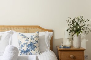 4 bedrooms, iron/ironing board, travel cot, WiFi