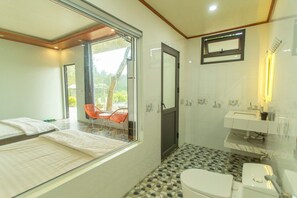 Family Room, Courtyard View | Bathroom | Slippers, towels - Coto Island Summer Hotel (Co To)