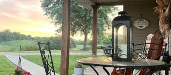 Country setting near Mammoth cave , Barren River