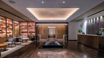 Couples treatment room(s), body treatments, aromatherapy