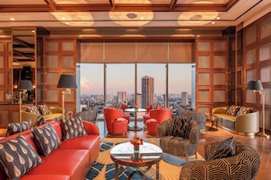 3 개의 바/라운지, 풀사이드 바