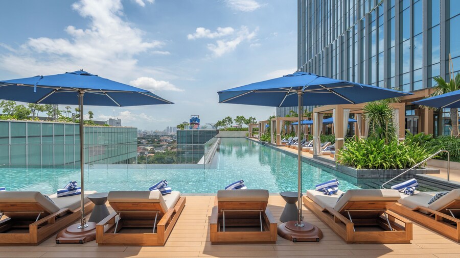 Solaire Resort North