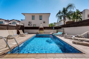 Pool - 2 bed - Sleeps 6 - Private Pool - 5 Min To Beach (Pernera protaras)