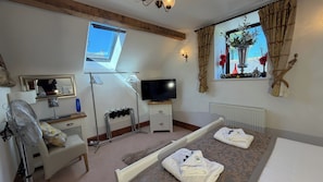 2 Schlafzimmer, Bügeleisen/Bügelbrett, WLAN, Bettwäsche