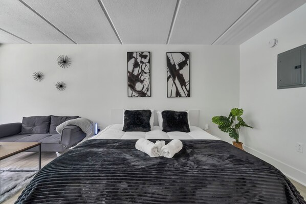 1 bedroom, iron/ironing board, WiFi, bed sheets