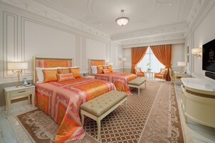 Minibar, in-room safe, desk, laptop workspace