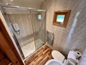 Shower, towels