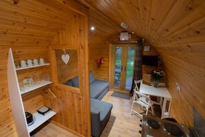 Smart TV - Somerset glamping pod with access to adventure activities. (East Huntspill)