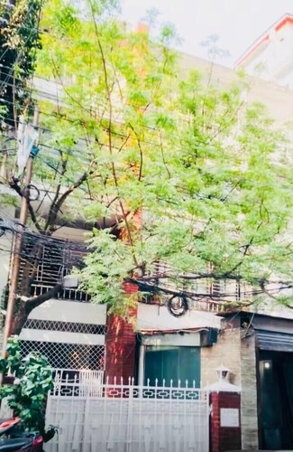 Exquisite 1,950 Sq-Ft Private Apartment @Banani