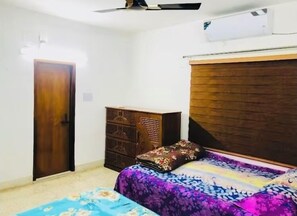 2 bedrooms, desk, iron/ironing board, free WiFi - Exquisite 1,950 Sq-Ft Private Apartment @Banani (Dhaka)