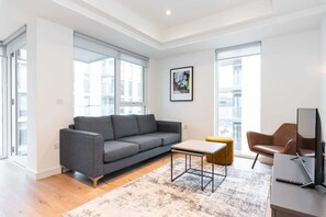 Télévision, espaces bureaux