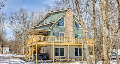 Top Notch Lodge by Avantstay Hot Tub, Game Room, Community Pool, Deck