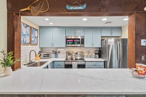 House (2 Bedrooms) | Interior - Boulder Pointe by Avantstay Deck & Forest Views, Boulder Lake Club Passes (Lake Harmony)