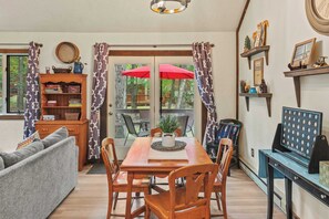 House (2 Bedrooms) | Interior - Boulder Pointe by Avantstay Deck & Forest Views, Boulder Lake Club Passes (Lake Harmony)