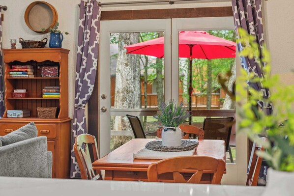 Rumah (2 Bedrooms) | Interior