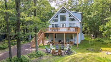 Chalet (4 Bedrooms) | Bagian depan properti