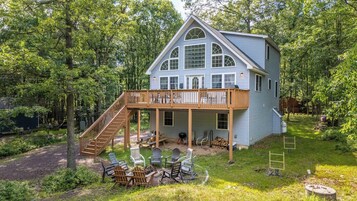 Chalet (4 Bedrooms) | Interior