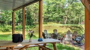 Chalet (4 Bedrooms) | Interior - The Nest at Brier Crest by Avantstay Game Room, Expansive Deck & Fire Pit (Blakeslee)