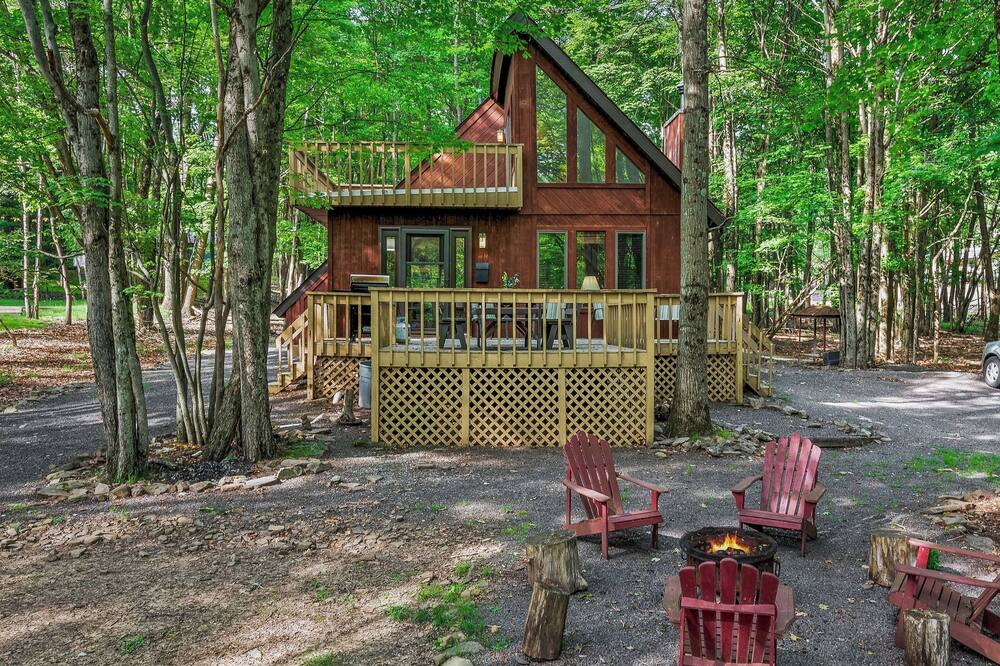 7mins to Skiing, Fire Pit, Game Table Lake Access Hygge Home by Avantstay - Tunkhannock Township, PA