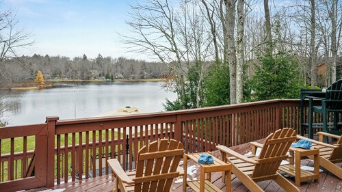 Chalet All Day Avantstay Lakeside, Firepit, Shared Pool