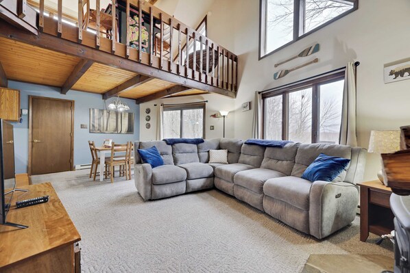 House (3 Bedrooms) | Interior