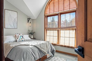 House (3 Bedrooms) | Interior - Laker's Pointe by Avantstay Lakefront Private Peninsula Hot Tub, Game Room (Long Pond)