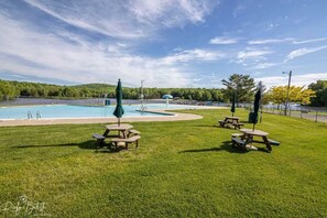 House (3 Bedrooms) | Interior - Arrowhead Lake Retreat by Avantstay Shared Pool, Game Room, Firepit (Pocono Lake)