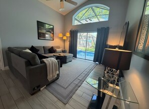 Televisión, videojuegos y impresora 